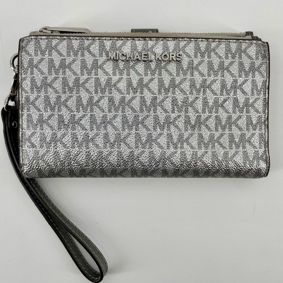 Michael Kors Jet Set Travel Wallet Wristlet Metallic Silver